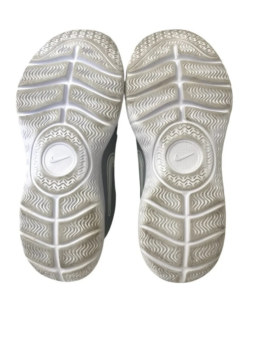 Nike Flex Runner - Gray/White Sneakers - Size 7Y